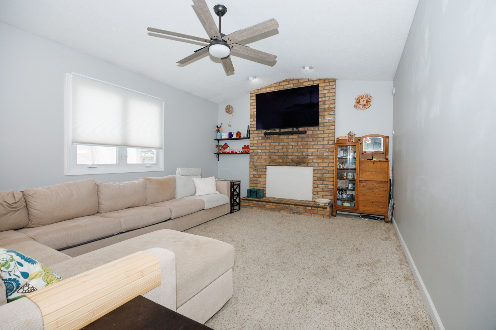 312 Clover Court, Bloomington, IL 61701