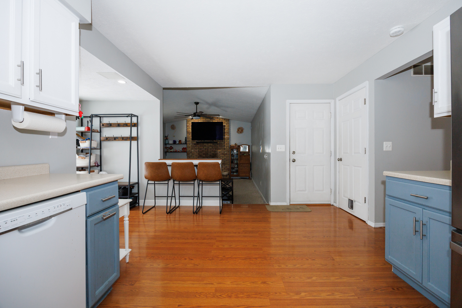 312 Clover Court, Bloomington, IL 61701