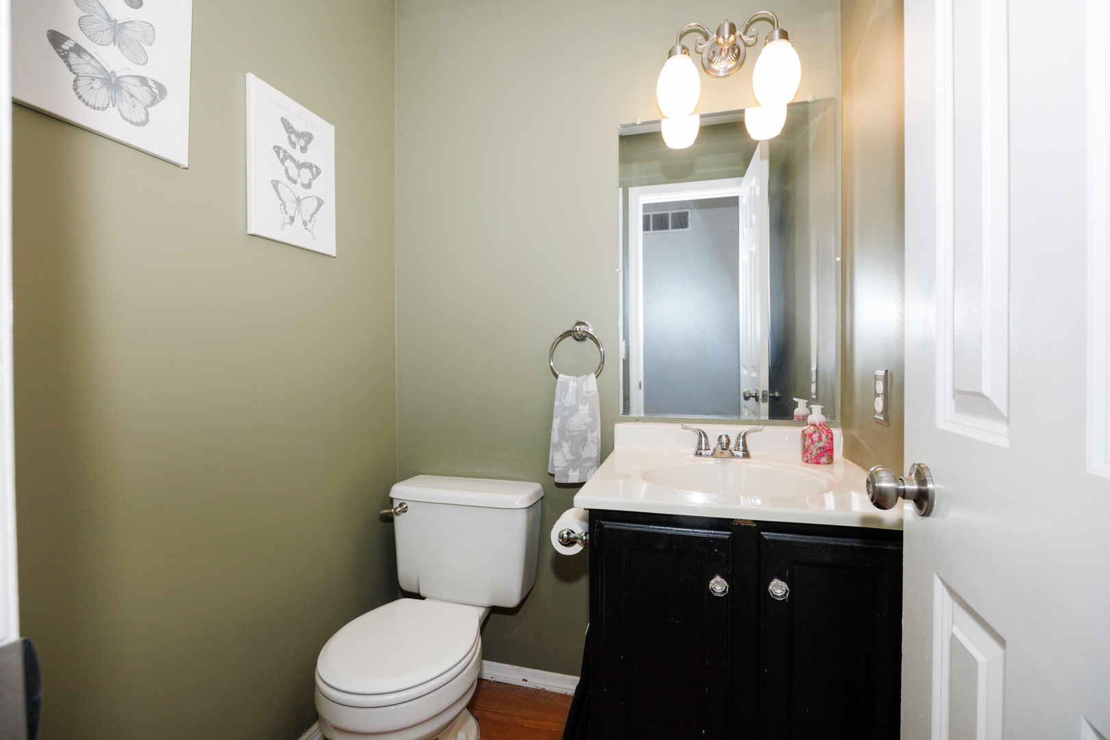 312 Clover Court, Bloomington, IL 61701