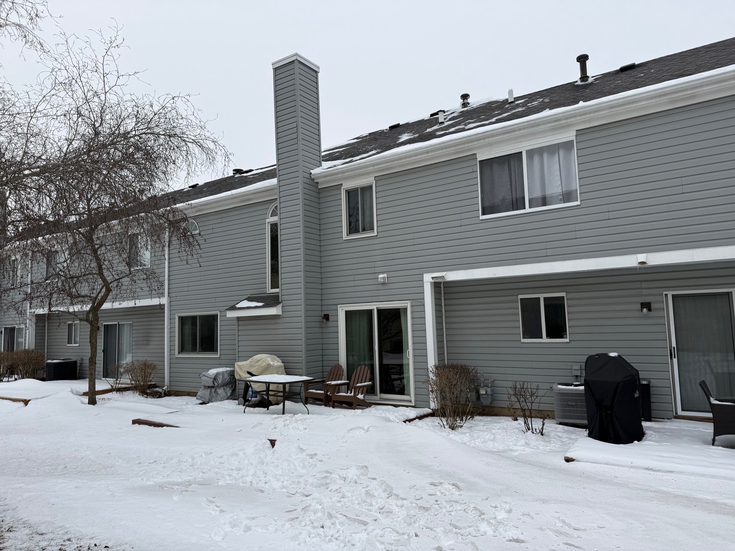 1875 Independence Court, Gurnee, IL 60031