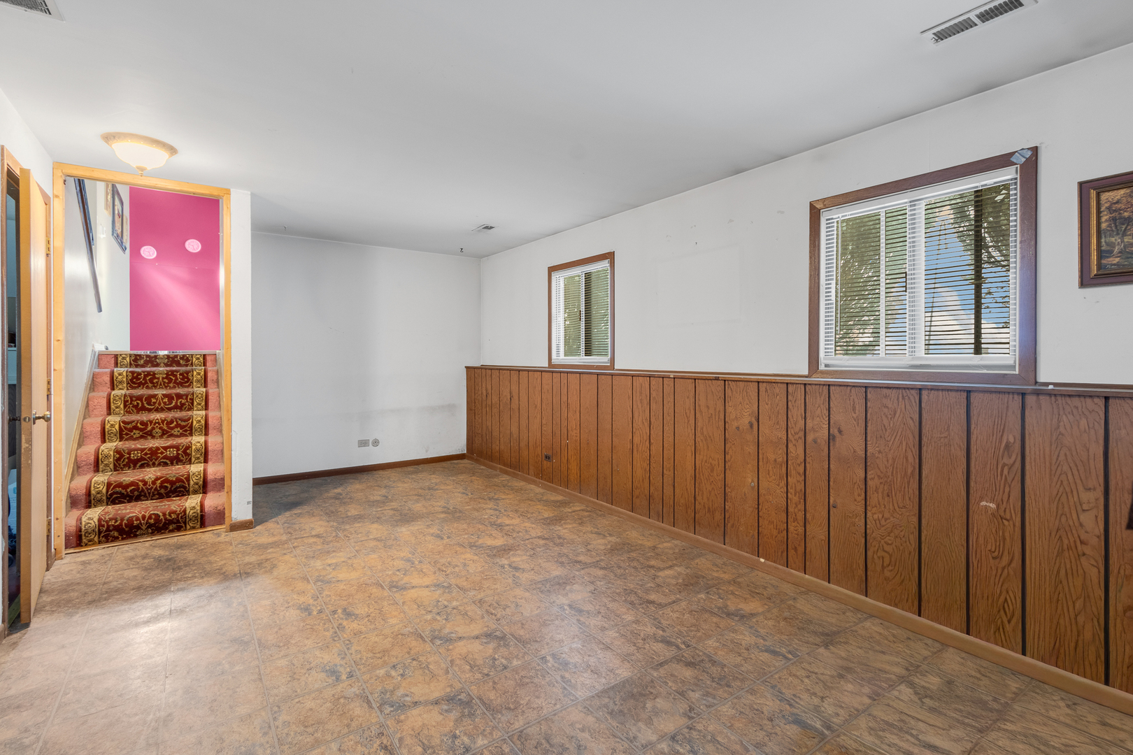 809 Thompson Avenue, Winthrop Harbor, IL 60096