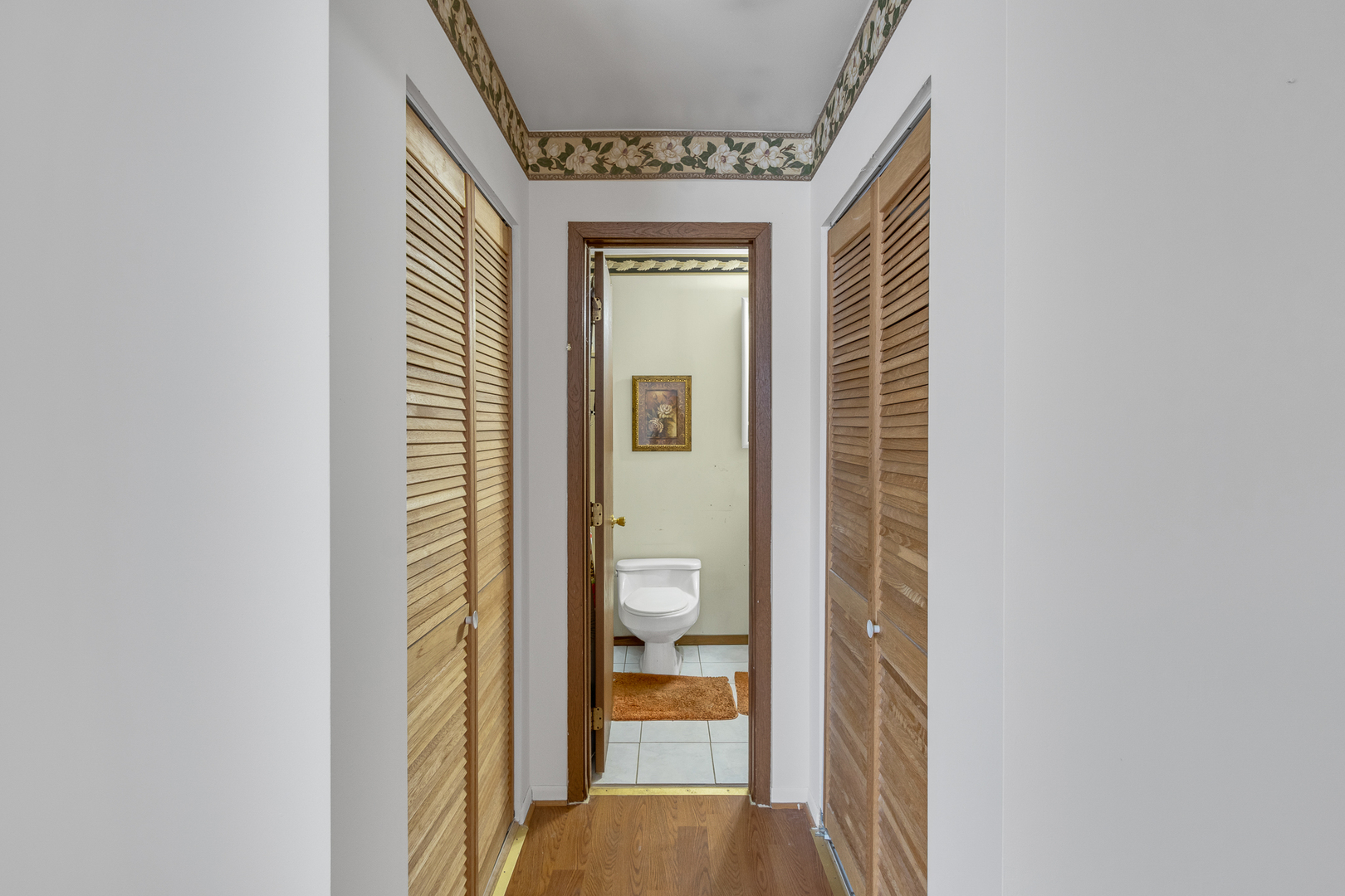 809 Thompson Avenue, Winthrop Harbor, IL 60096