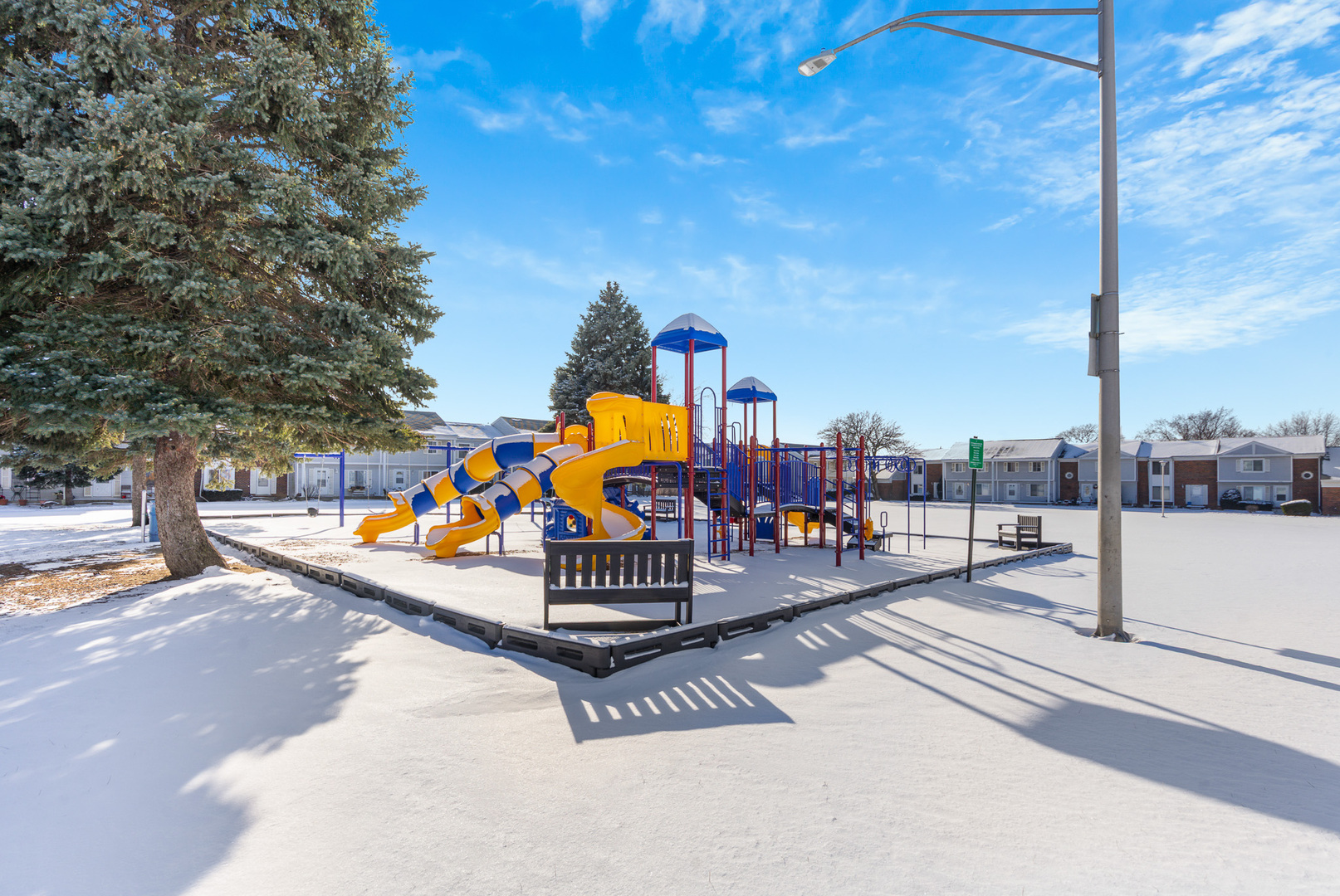 451 YORKSHIRE Square, Bolingbrook, IL 60440