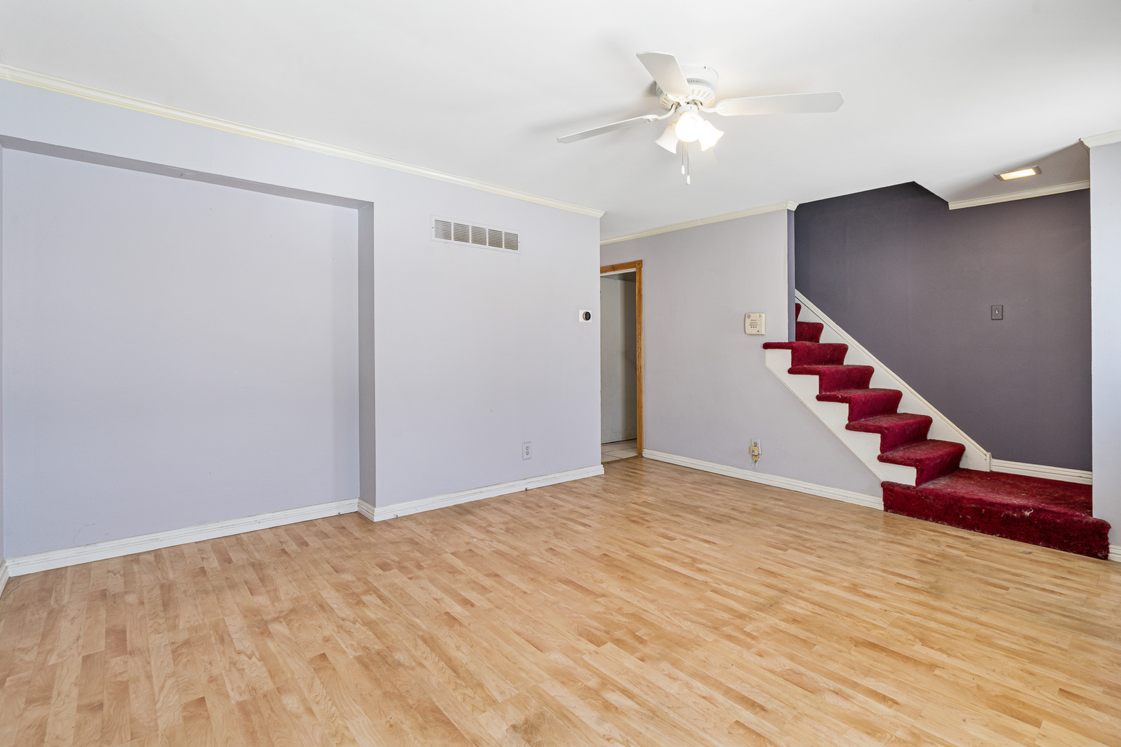 451 YORKSHIRE Square, Bolingbrook, IL 60440