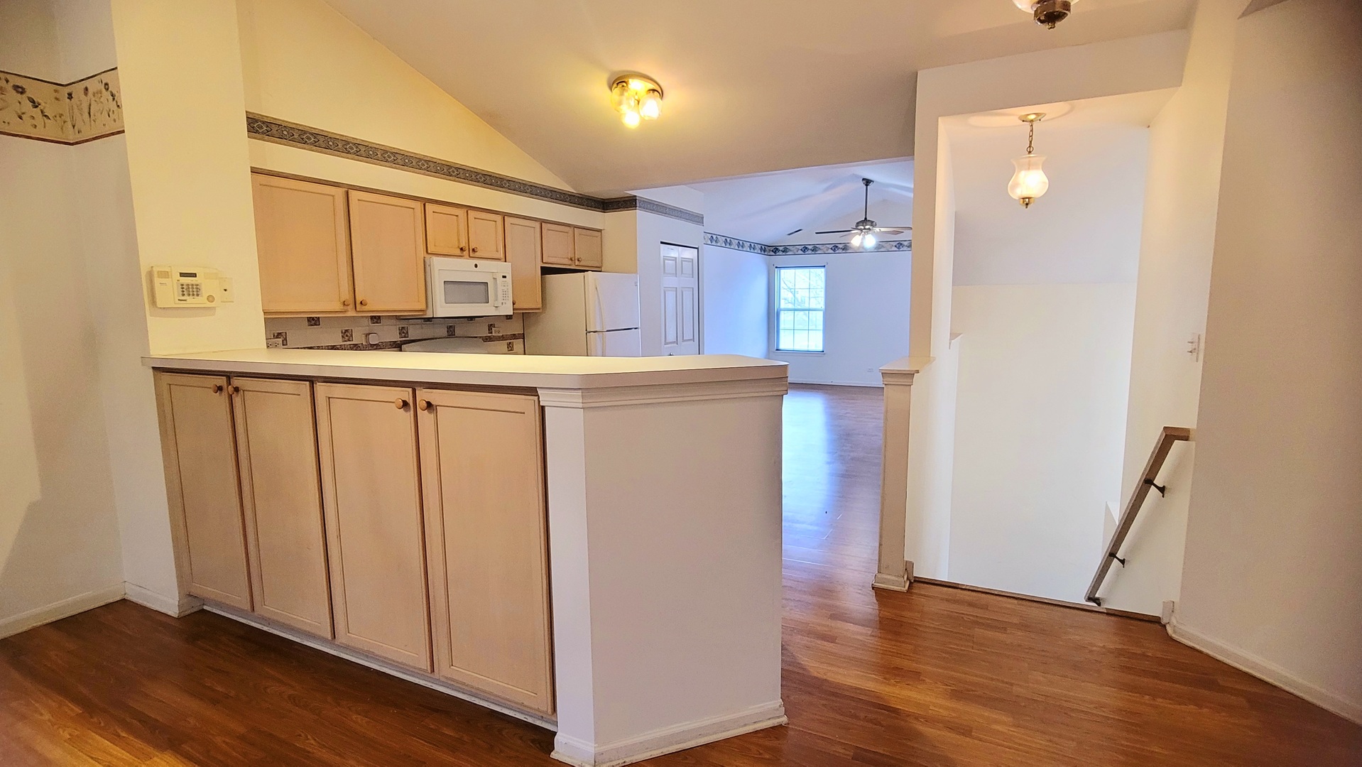 2125 FULHAM Drive #2125, Naperville, IL 60564