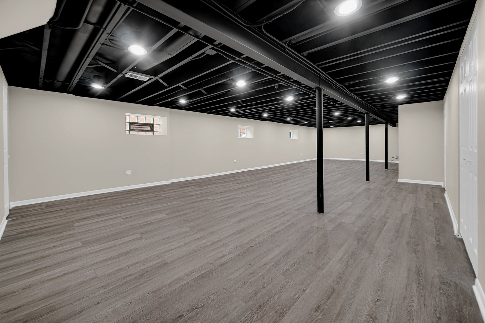 591 Paxton Avenue, Calumet City, IL 60409