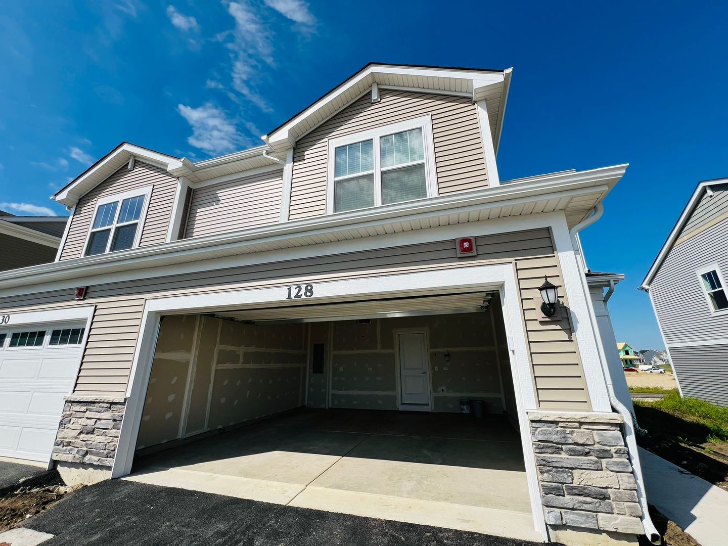 128 Henderson Street, Oswego, IL 60543