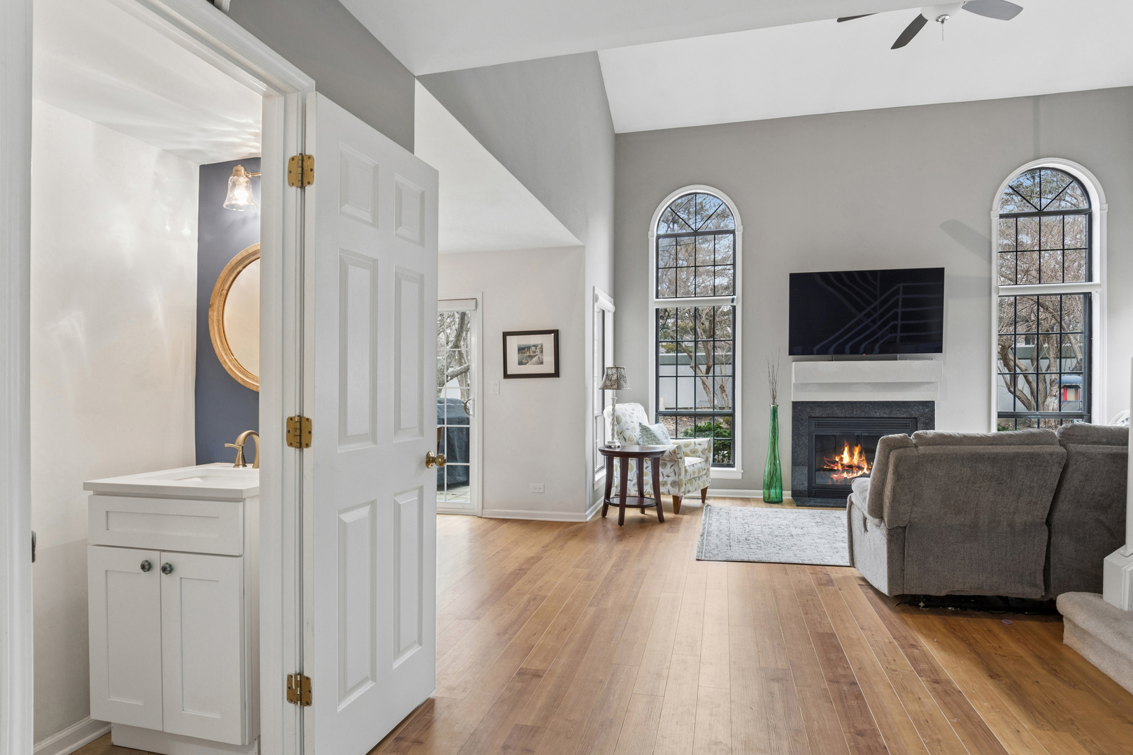 1204 Hobson Oaks Court #1204, Naperville, IL 60540