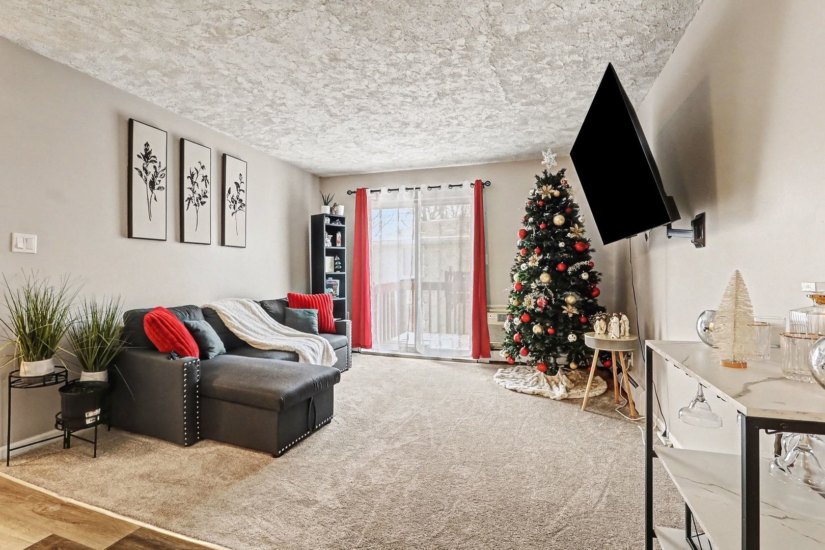 2600 Light Road #207, Oswego, IL 60543