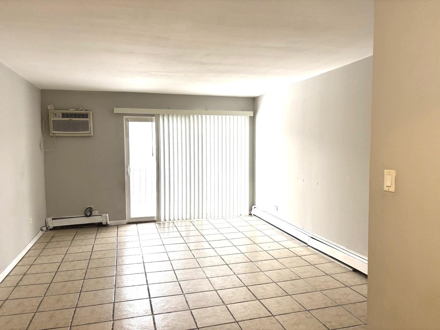 6B E Dundee Quarter Drive #202, Palatine, IL 60074