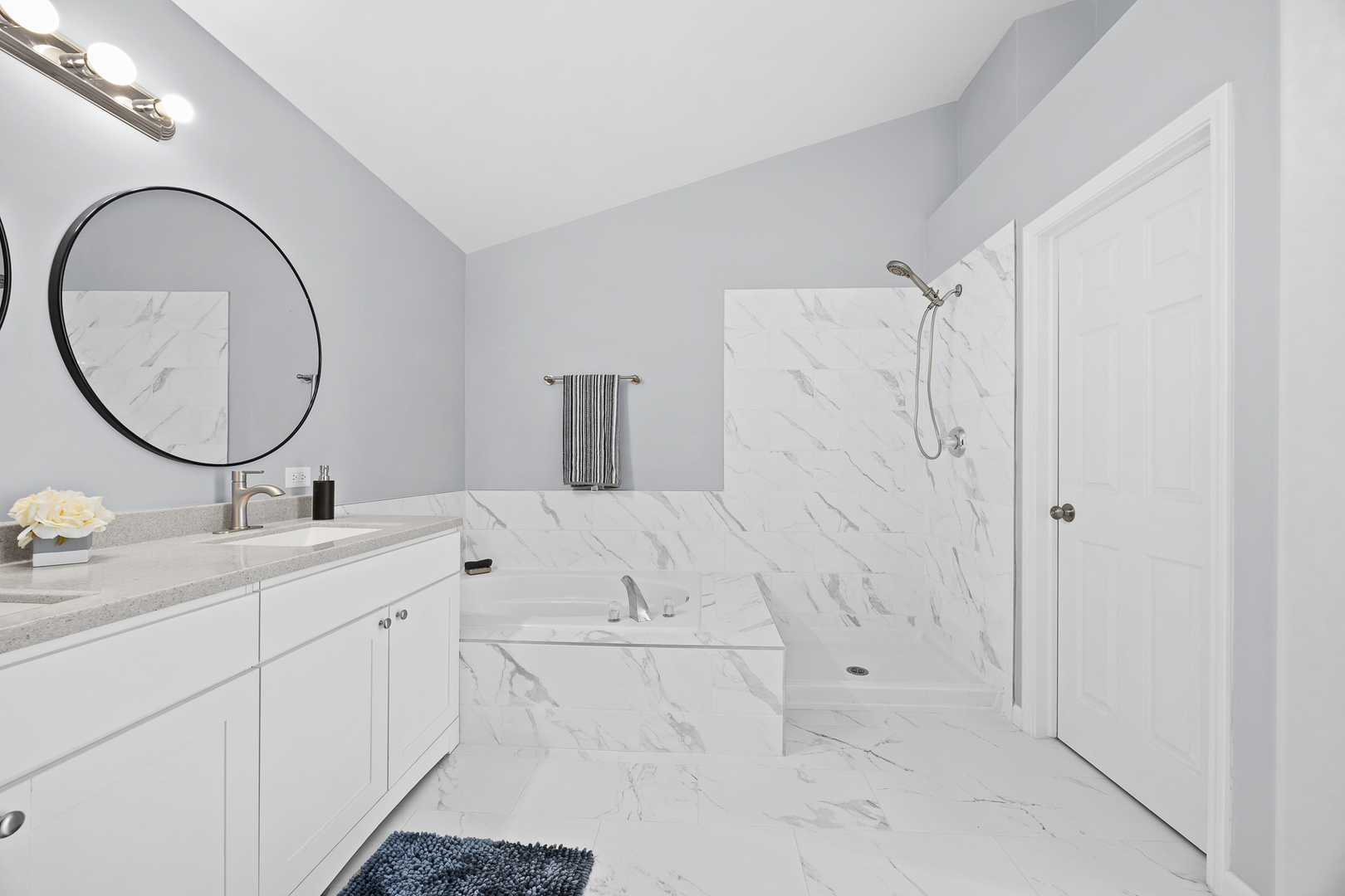 631 Kingsbrooke Crossing, Bolingbrook, IL 60440