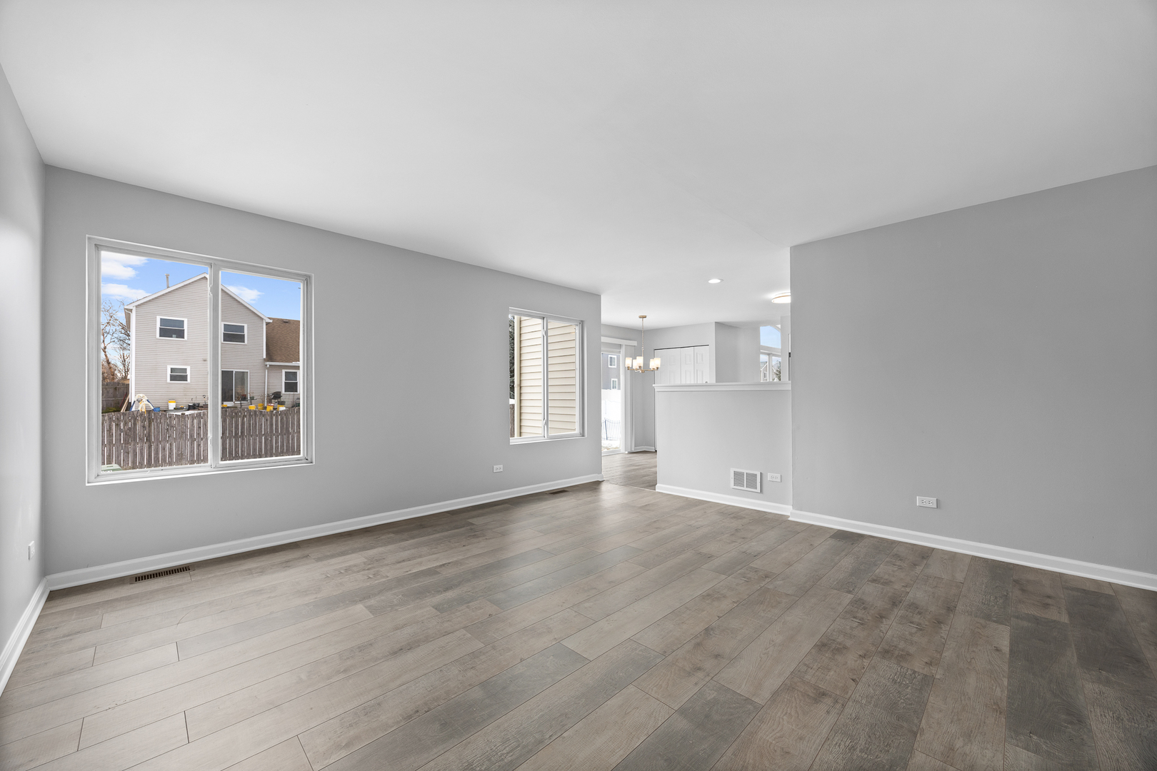 631 Kingsbrooke Crossing, Bolingbrook, IL 60440