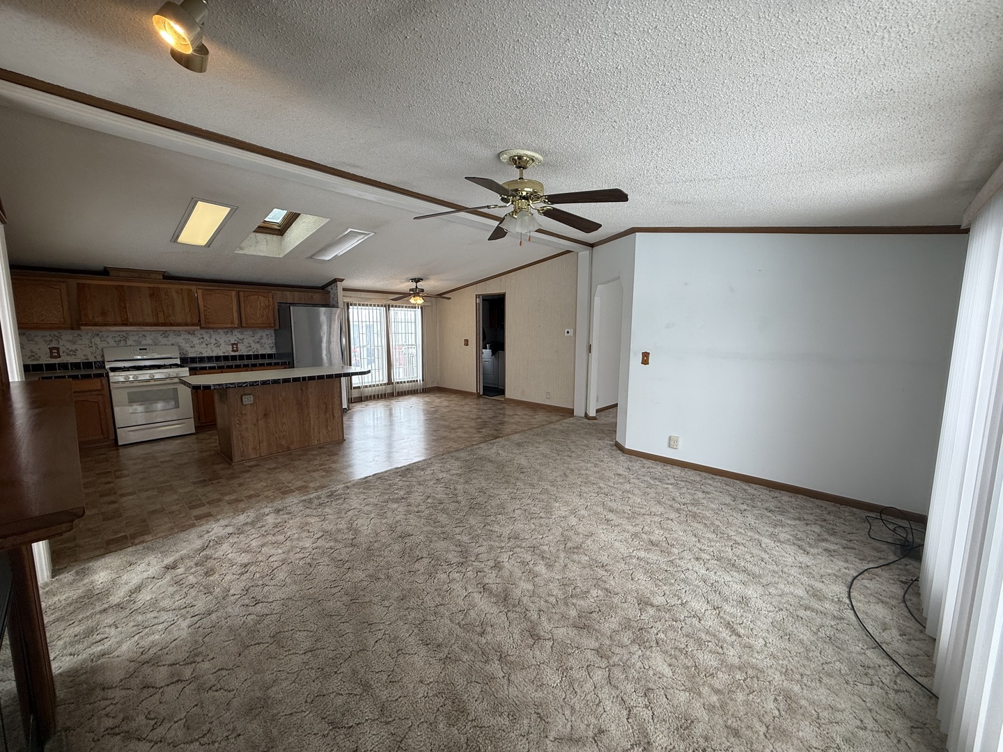 1 Cardinal Drive, Beecher, IL 60401