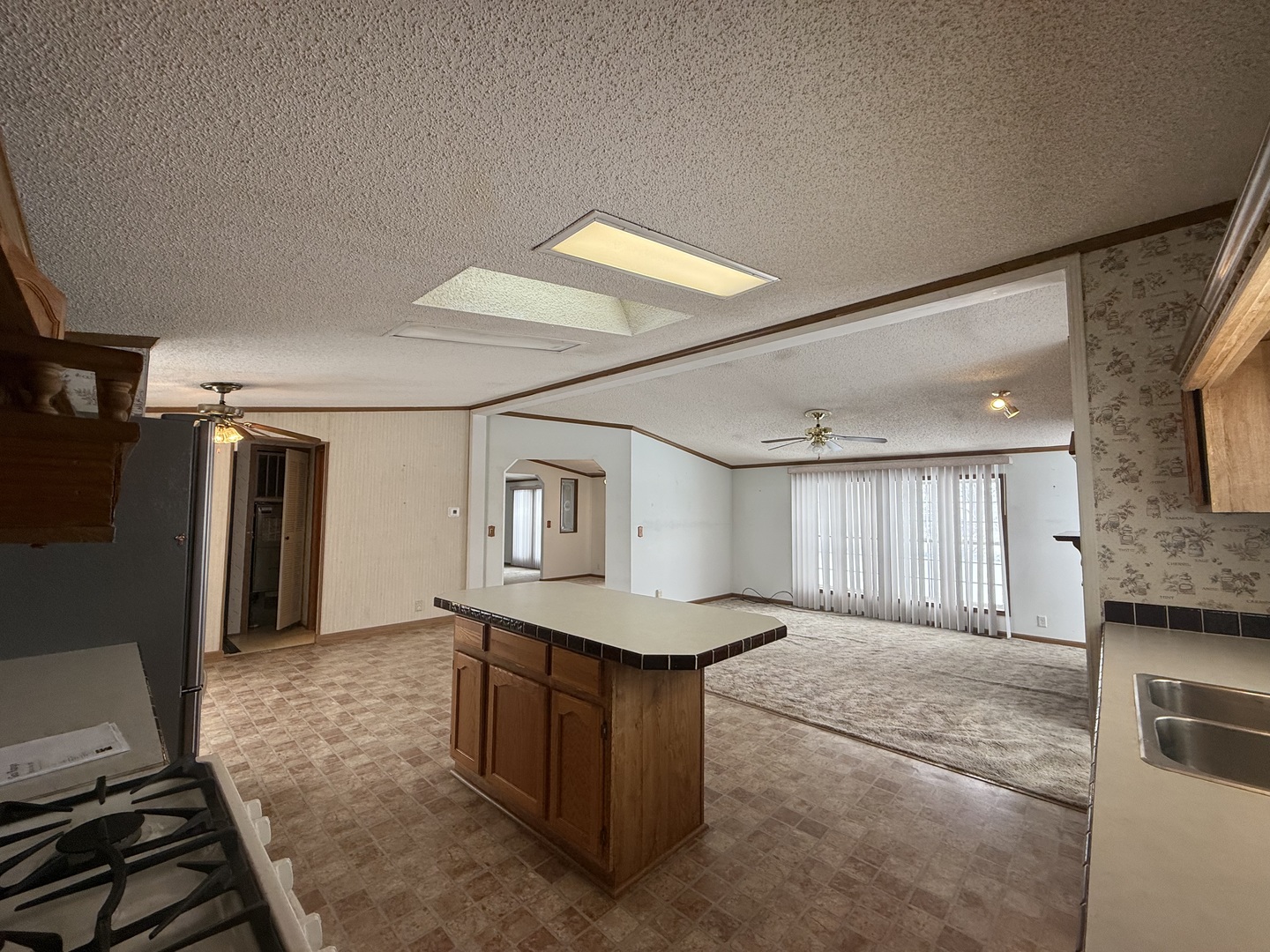 1 Cardinal Drive, Beecher, IL 60401