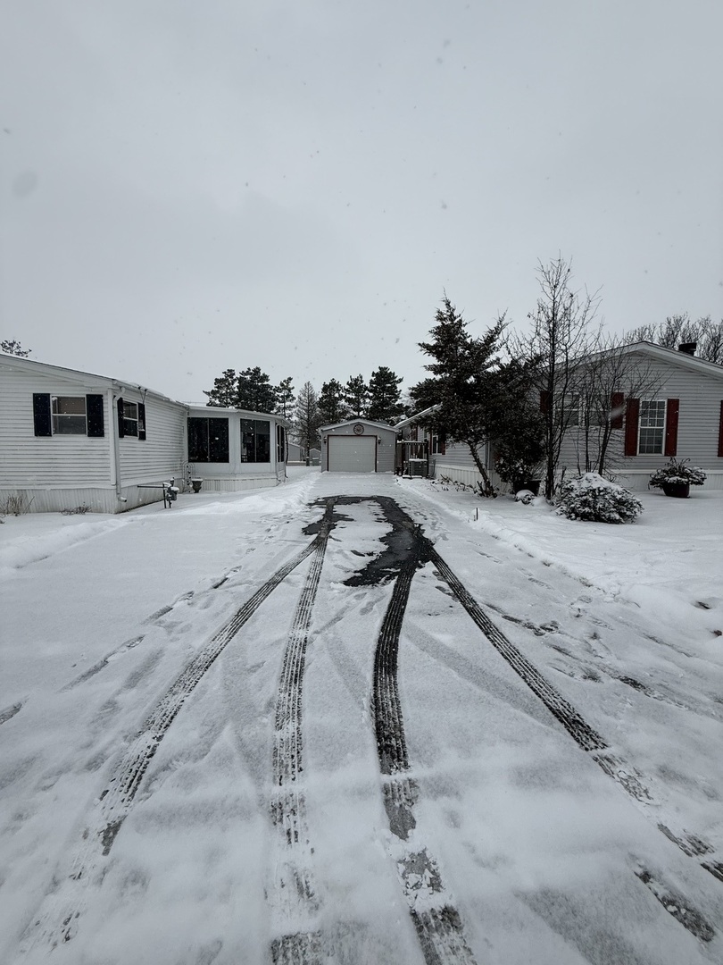 1 Cardinal Drive, Beecher, IL 60401