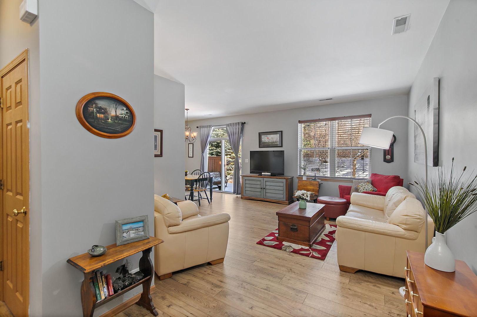 2920 LANGSTON Circle #2920, St. Charles, IL 60175