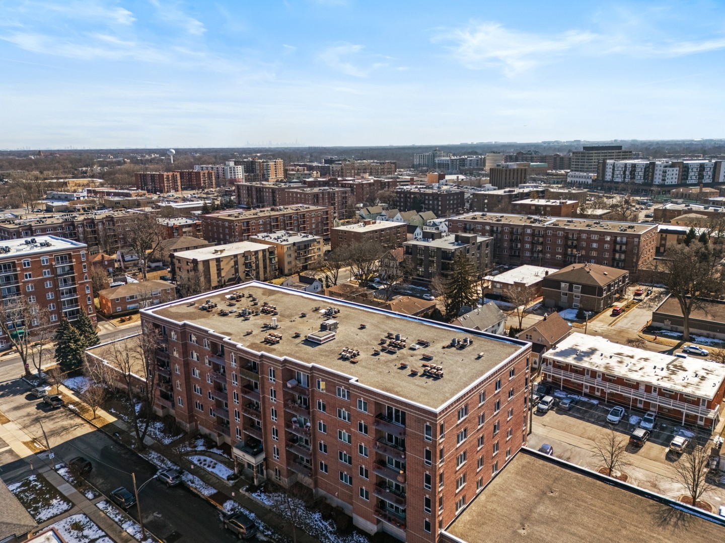 1349 E Washington Street #404, Des Plaines, IL 60016