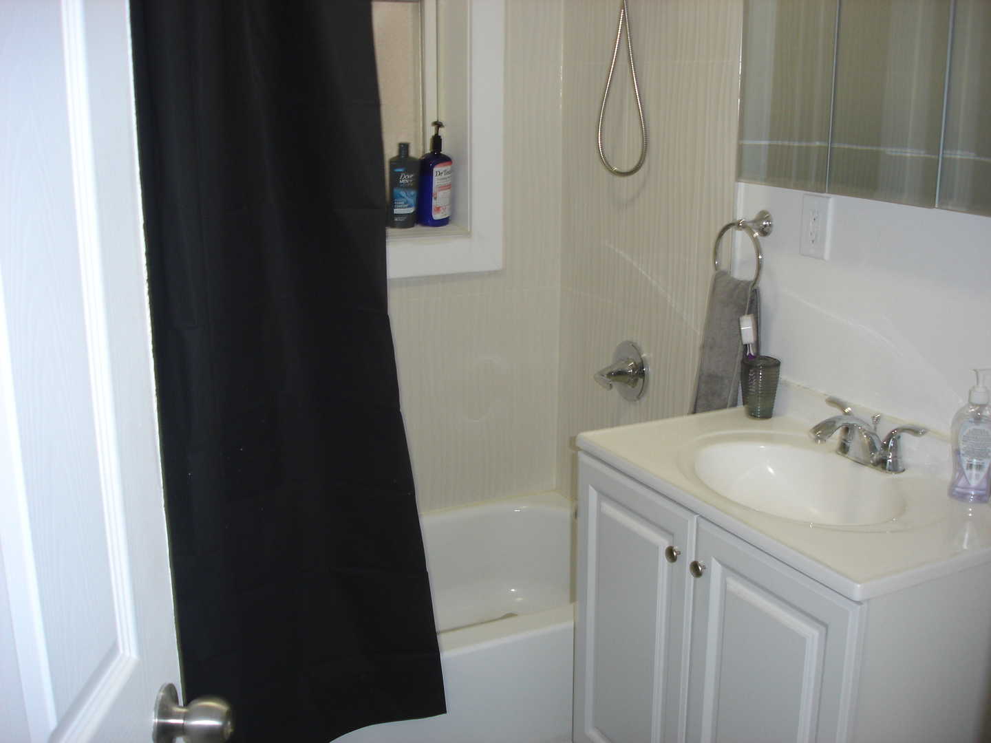 731 E 50th Street, Chicago, IL 60615