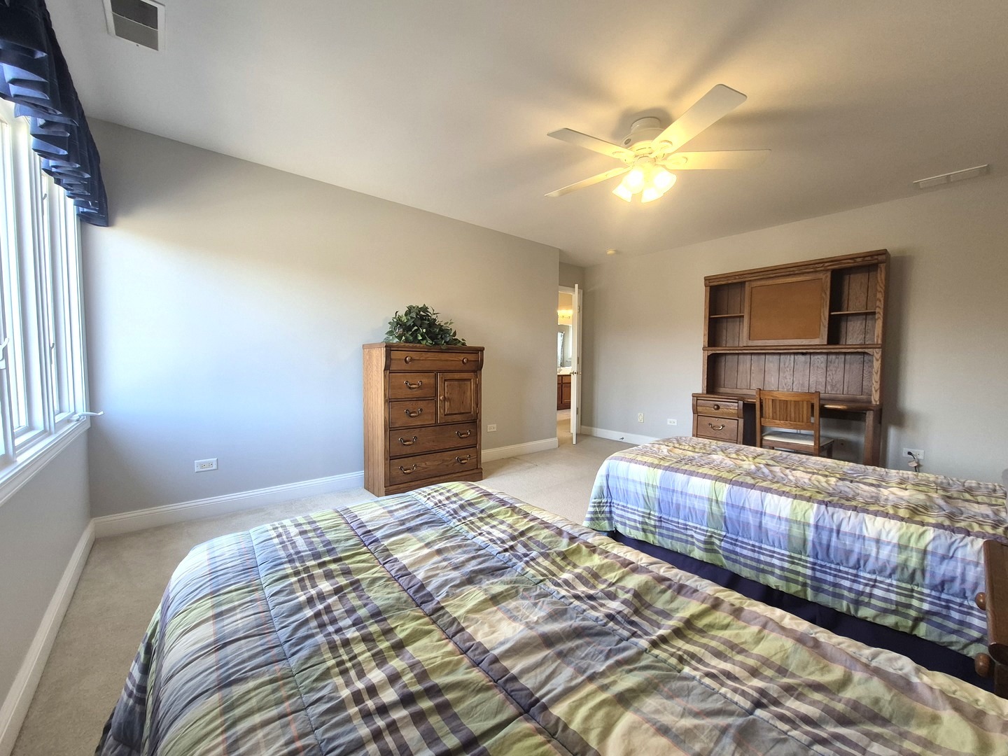 22648 Maddeline Lane, Frankfort, IL 60423