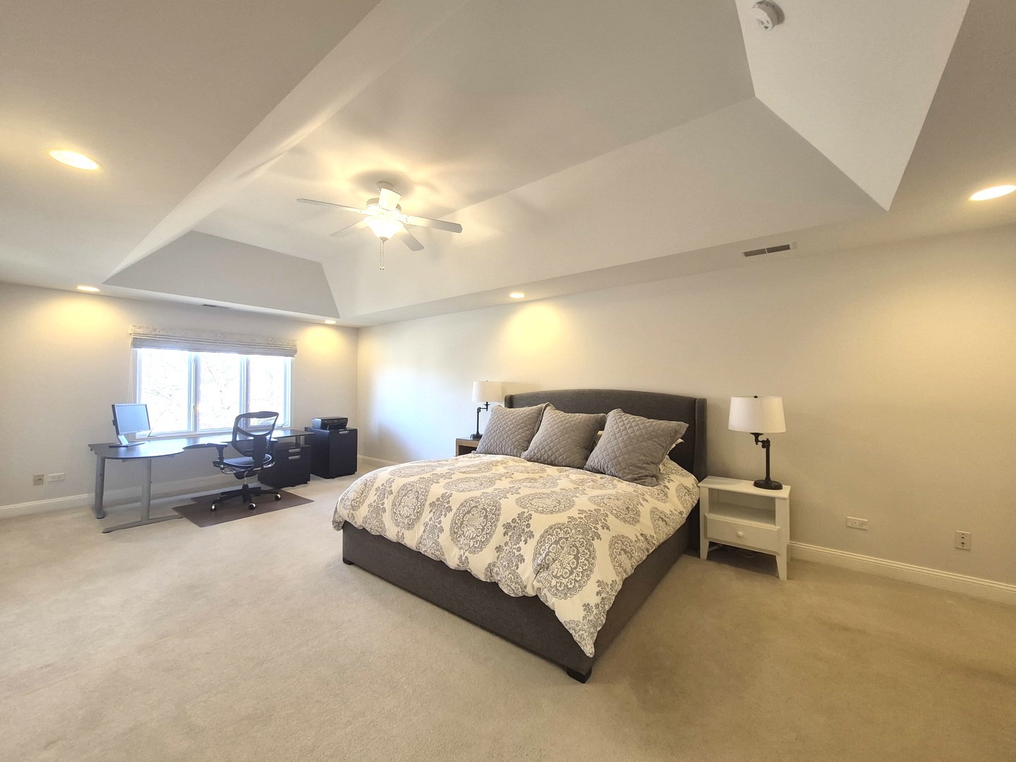 22648 Maddeline Lane, Frankfort, IL 60423