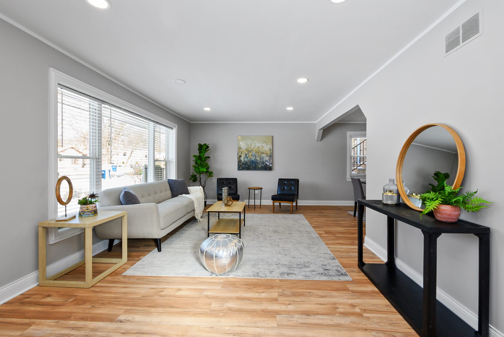 9313 S 82nd Court, Hickory Hills, IL 60457