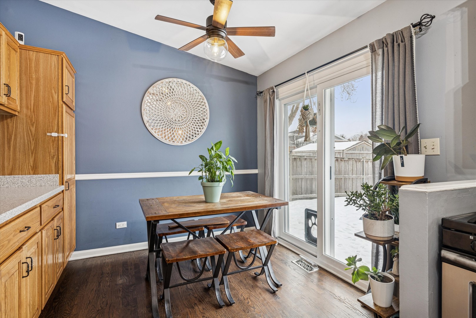 3966 N Galena Avenue, Arlington Heights, IL 60004