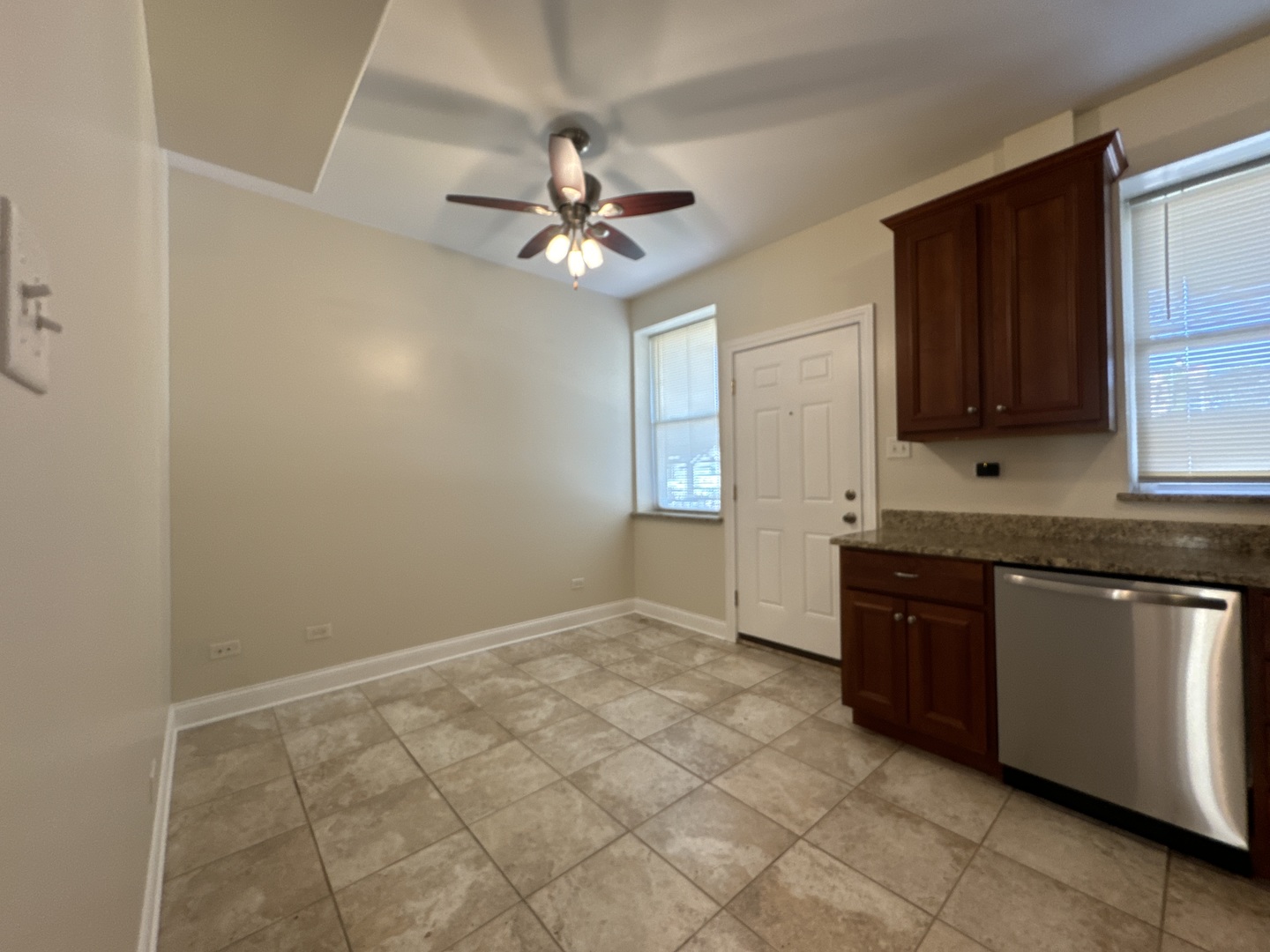 6506 S Ellis Avenue, Chicago, IL 60637