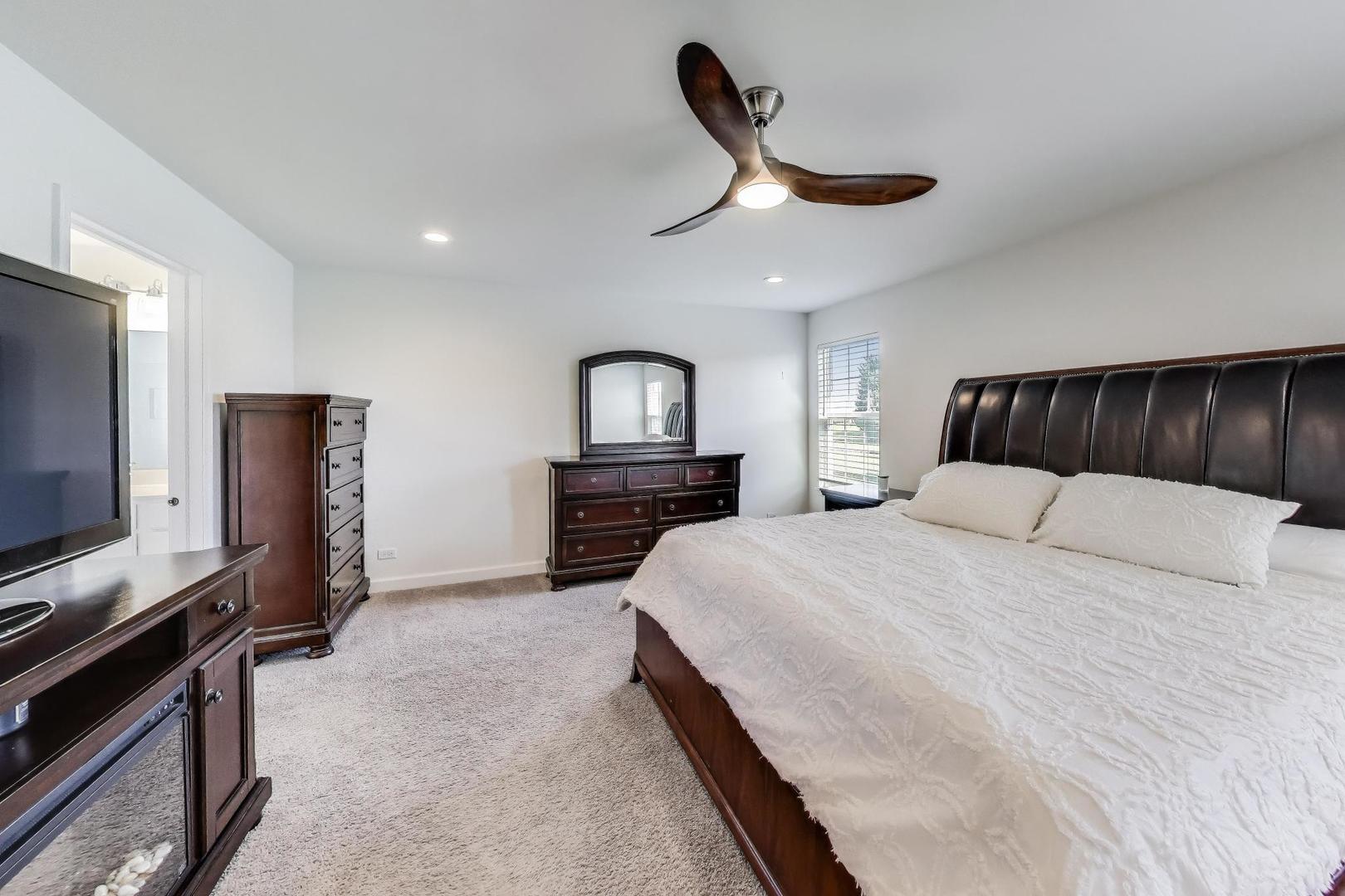 27100 Timber Wood Court, Plainfield, IL 60585