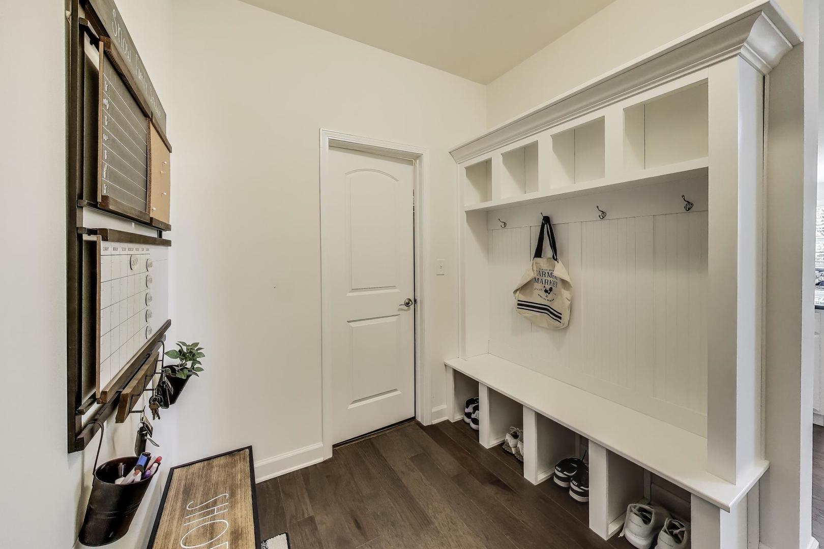 27100 Timber Wood Court, Plainfield, IL 60585