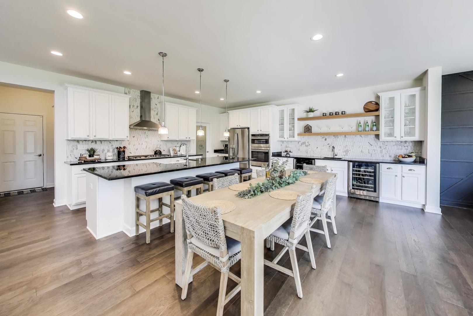 27100 Timber Wood Court, Plainfield, IL 60585