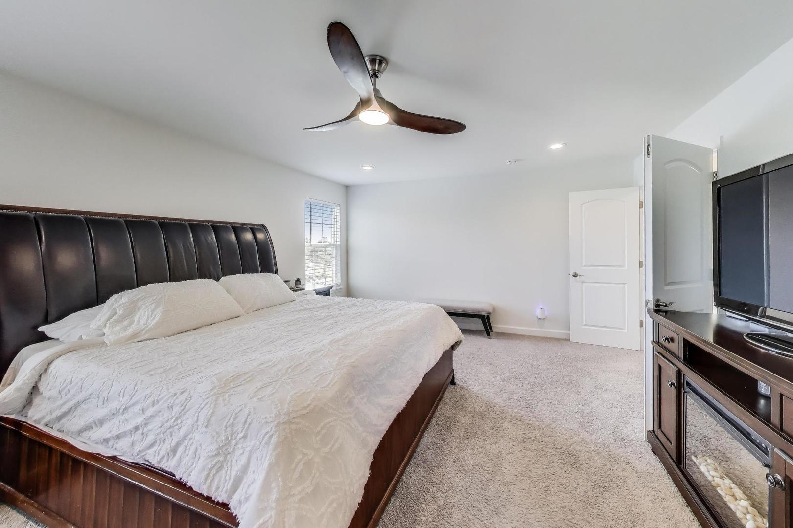 27100 Timber Wood Court, Plainfield, IL 60585