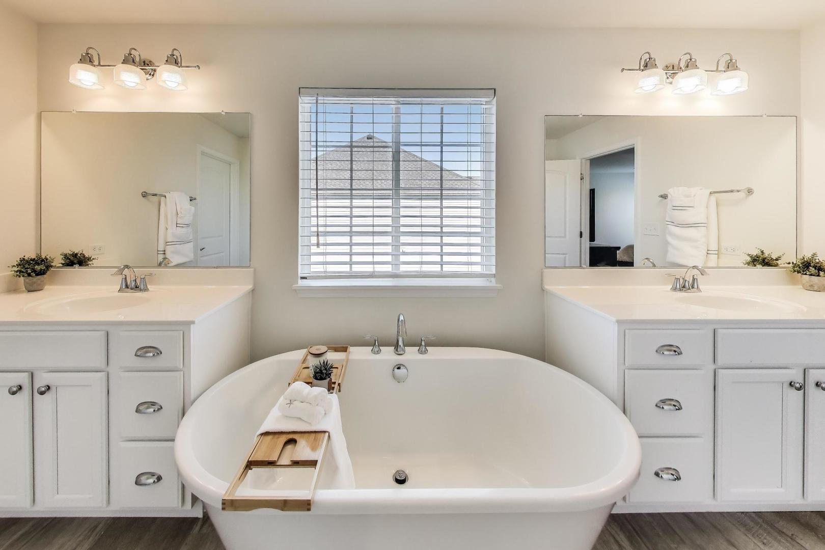 27100 Timber Wood Court, Plainfield, IL 60585