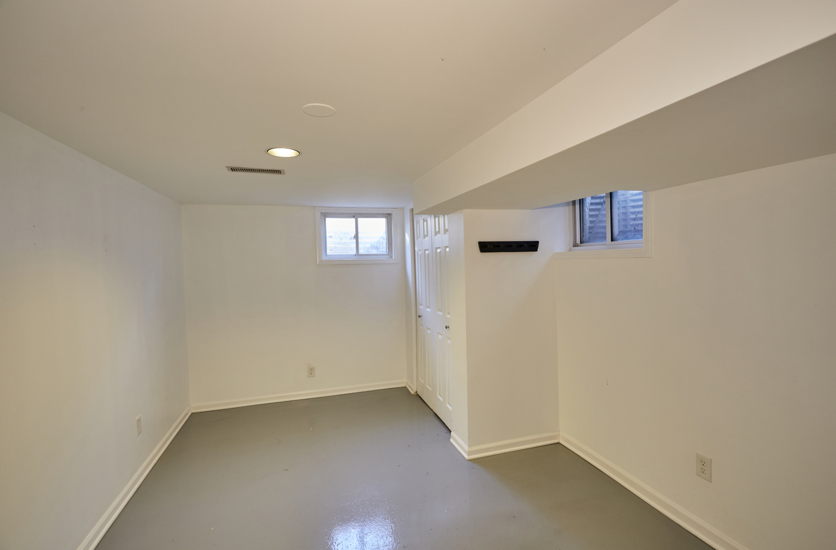 3N264 N Howard Avenue, Elmhurst, IL 60126