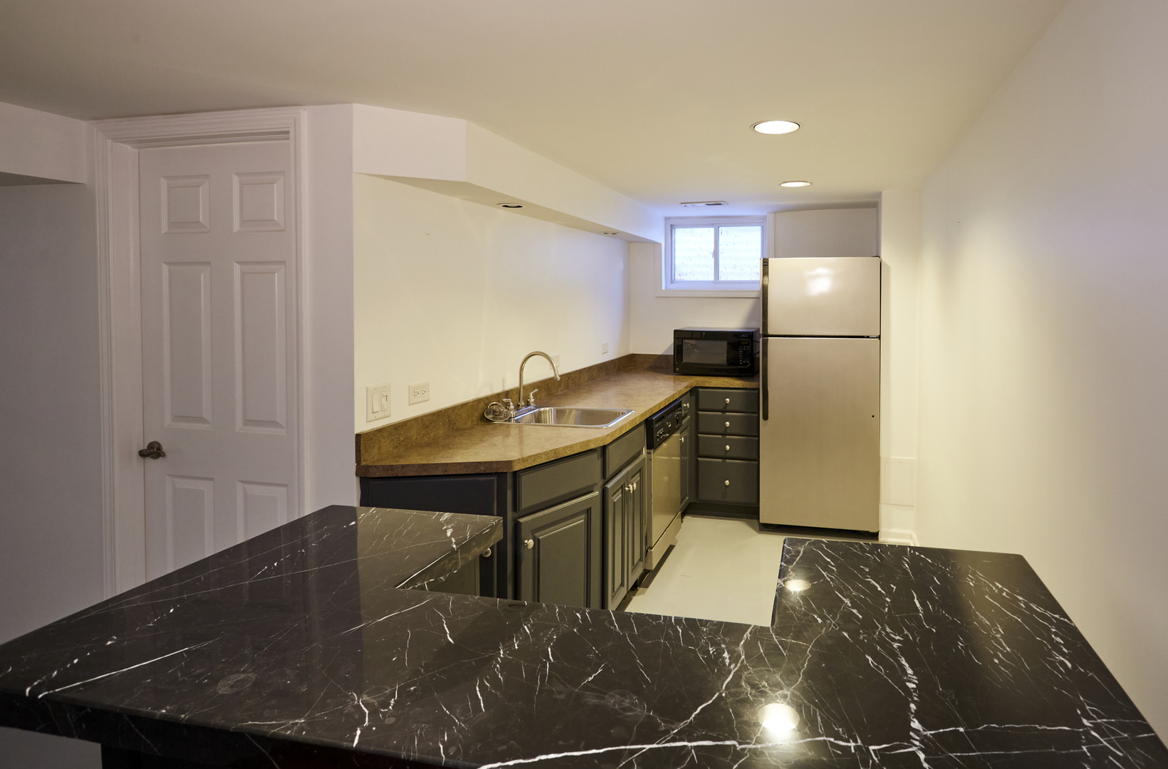 3N264 N Howard Avenue, Elmhurst, IL 60126