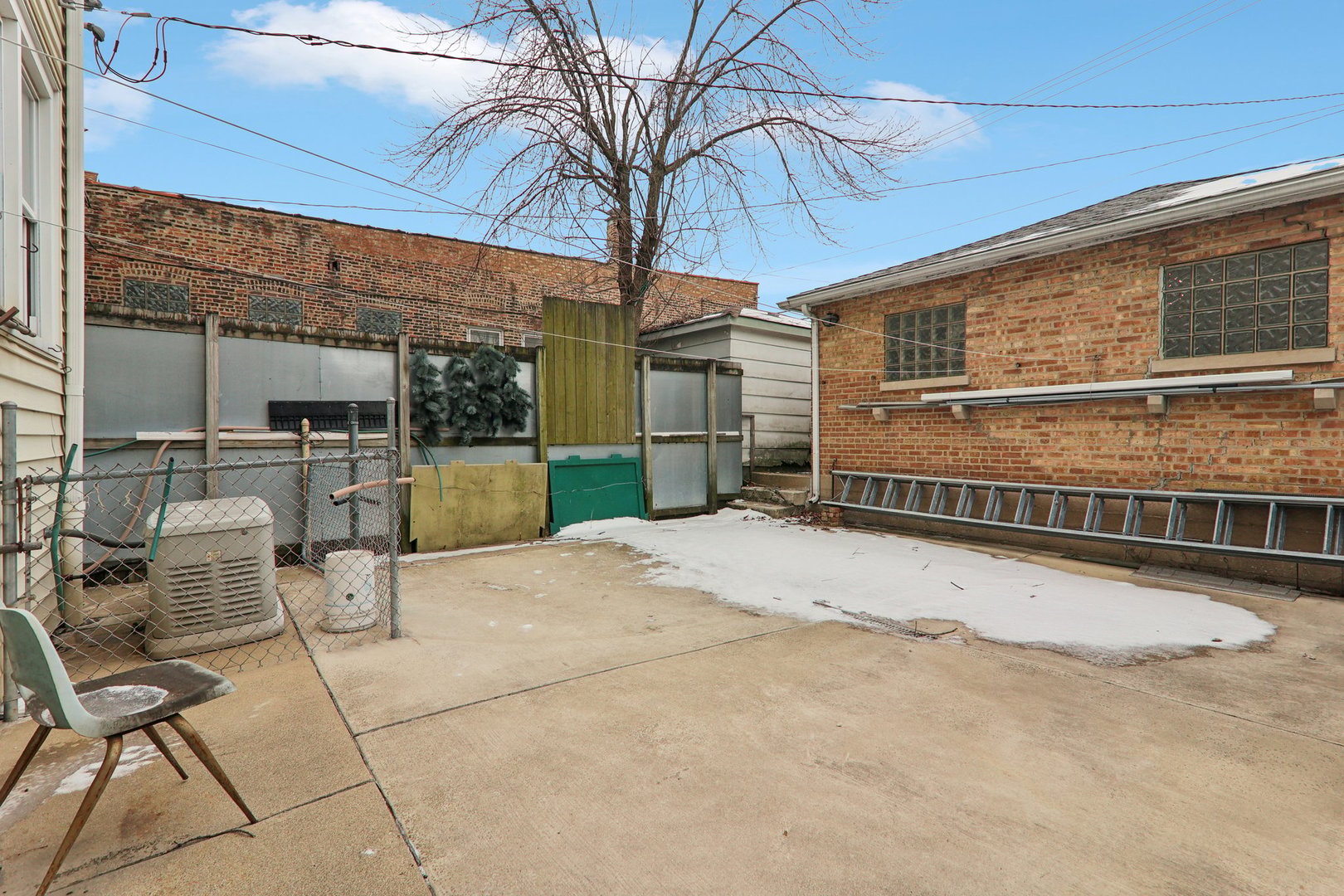 3710 S Wood Street, Chicago, IL 60609