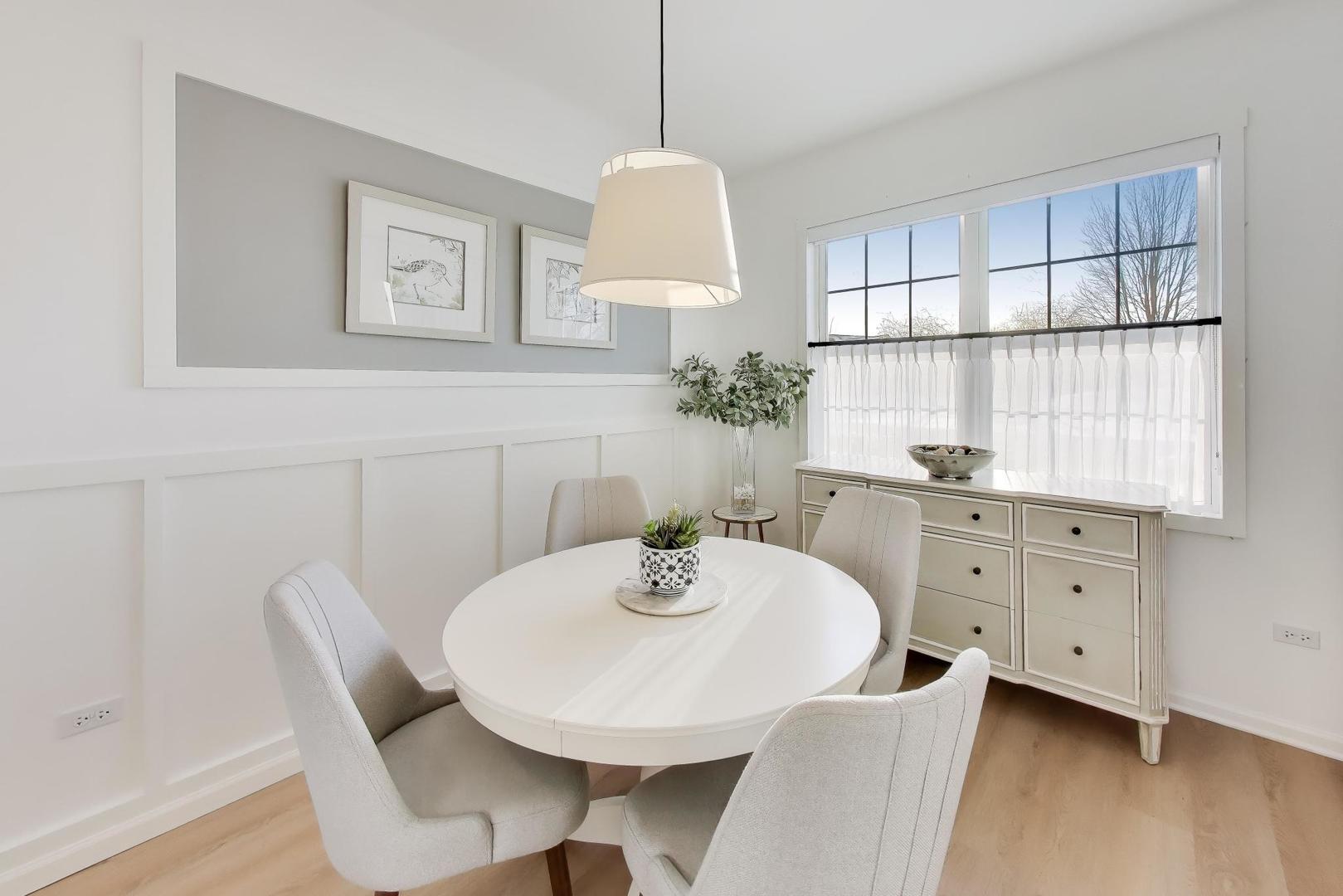 12166 White Tail Lane, Huntley, IL 60142