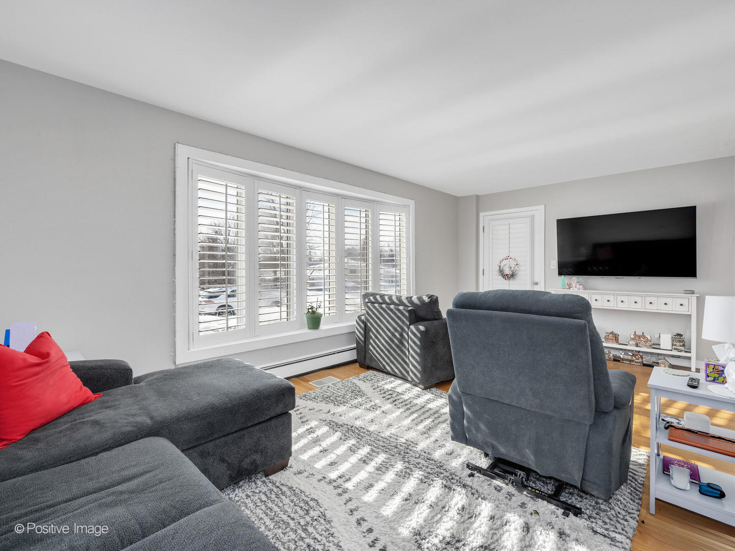 16W680 57th Street, Clarendon Hills, IL 60514