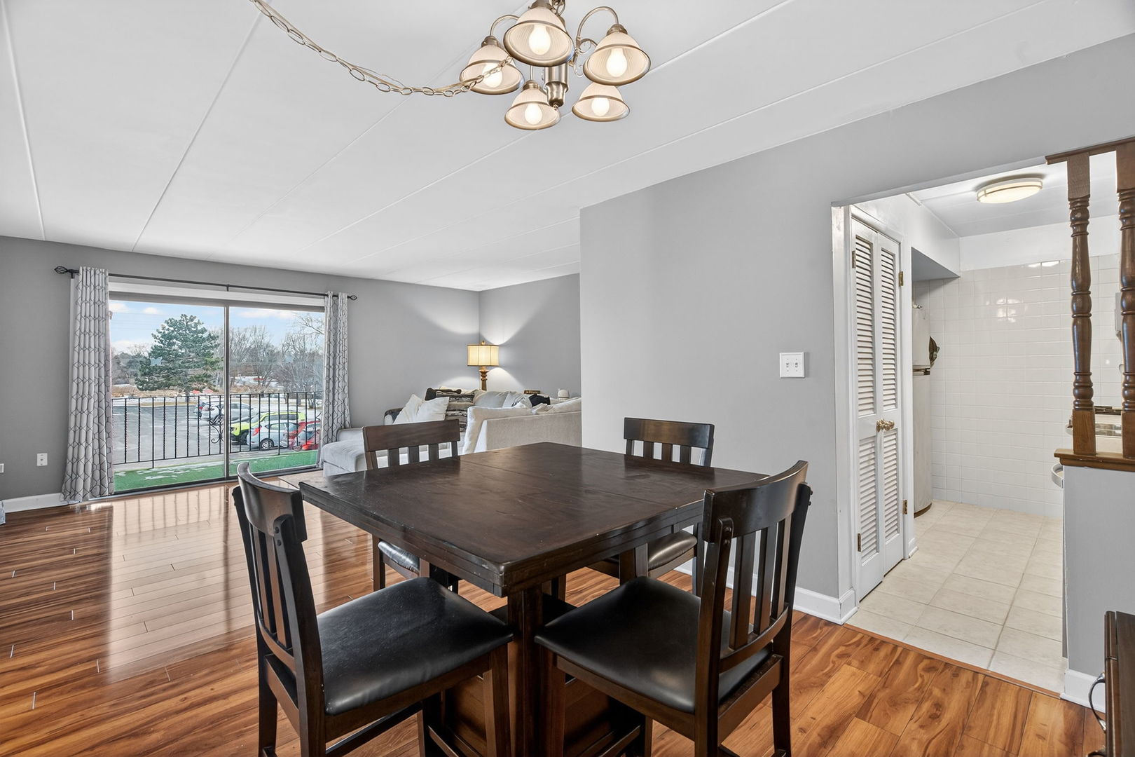 9122 W 140th Street #2NW, Orland Park, IL 60462