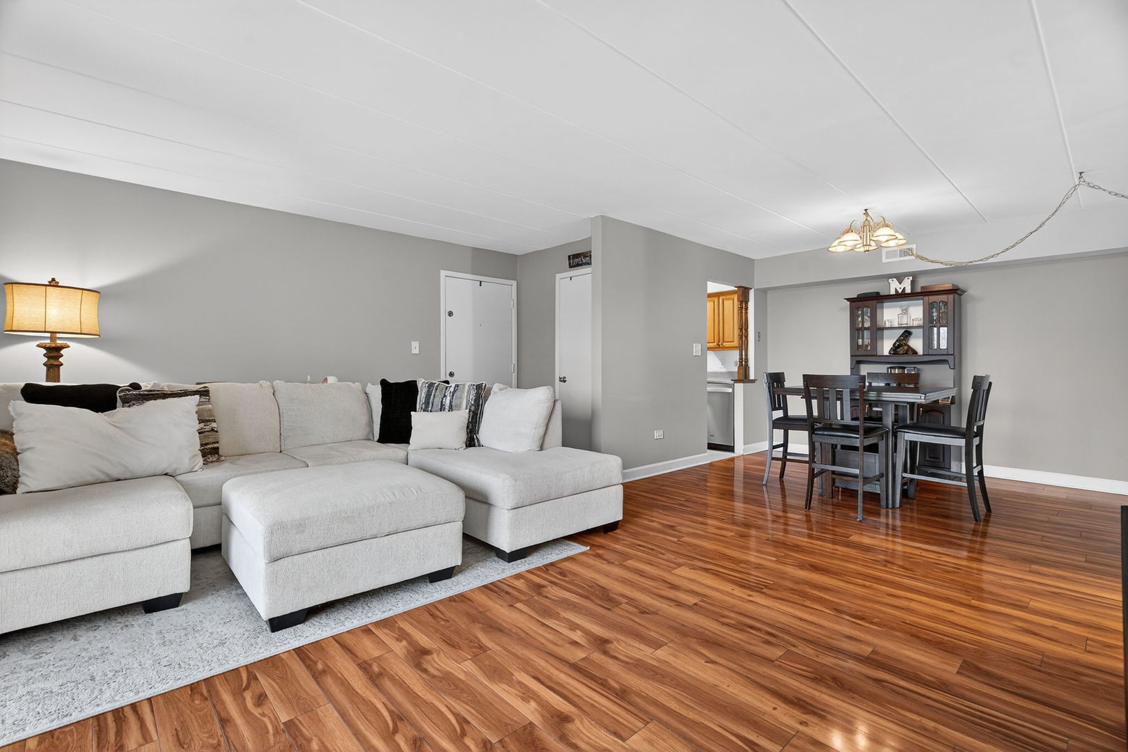 9122 W 140th Street #2NW, Orland Park, IL 60462