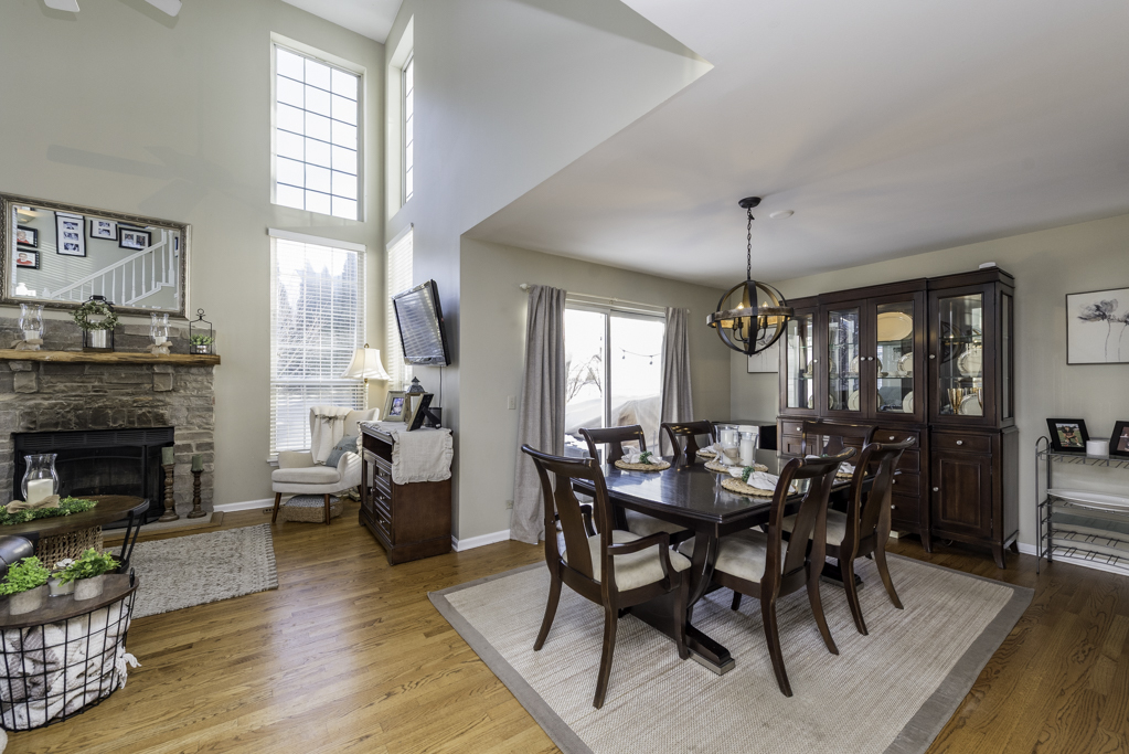 110 Lauralton Street, Lake Bluff, IL 60044