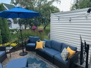 110 Lauralton Street, Lake Bluff, IL 60044