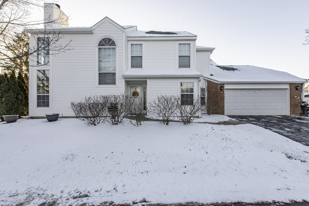 110 Lauralton Street, Lake Bluff, IL 60044