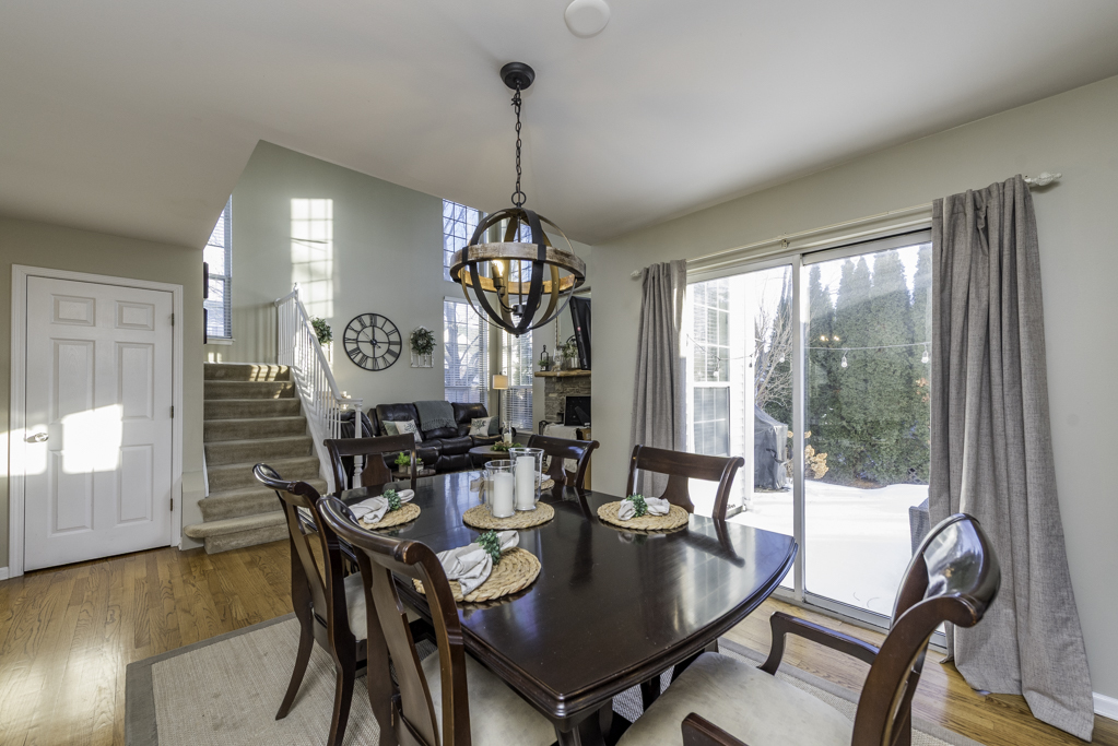 110 Lauralton Street, Lake Bluff, IL 60044