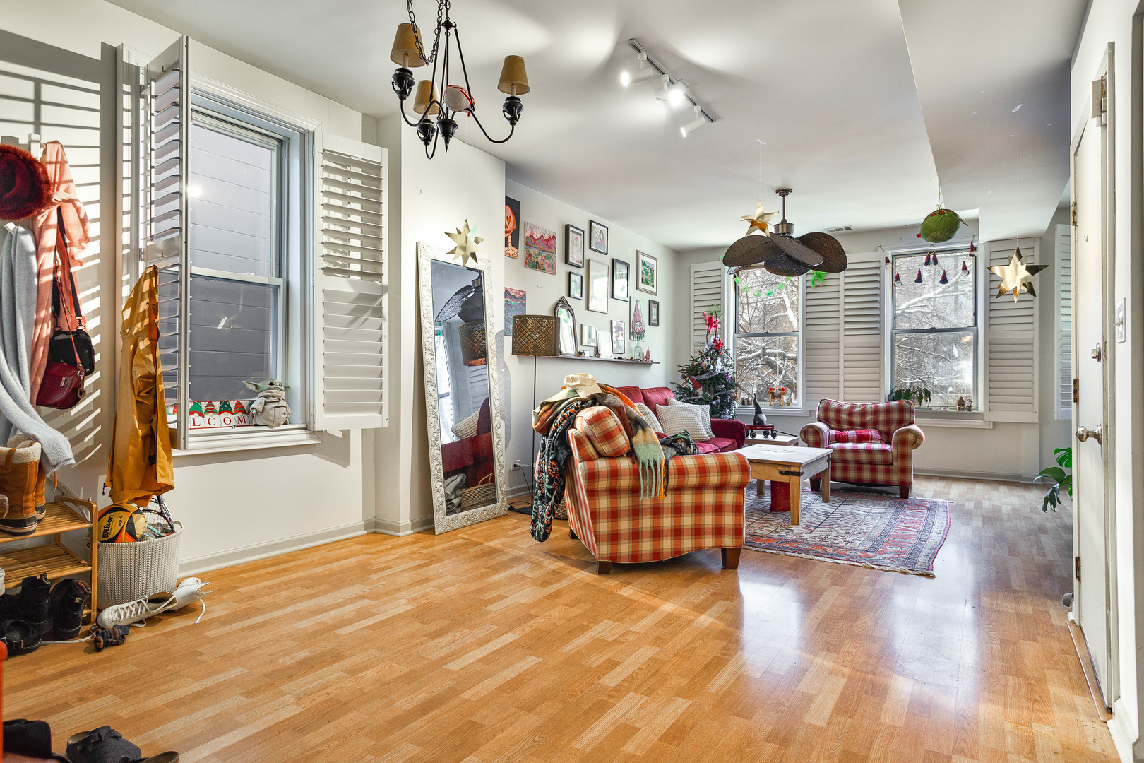 1551 N Honore Street, Chicago, IL 60622