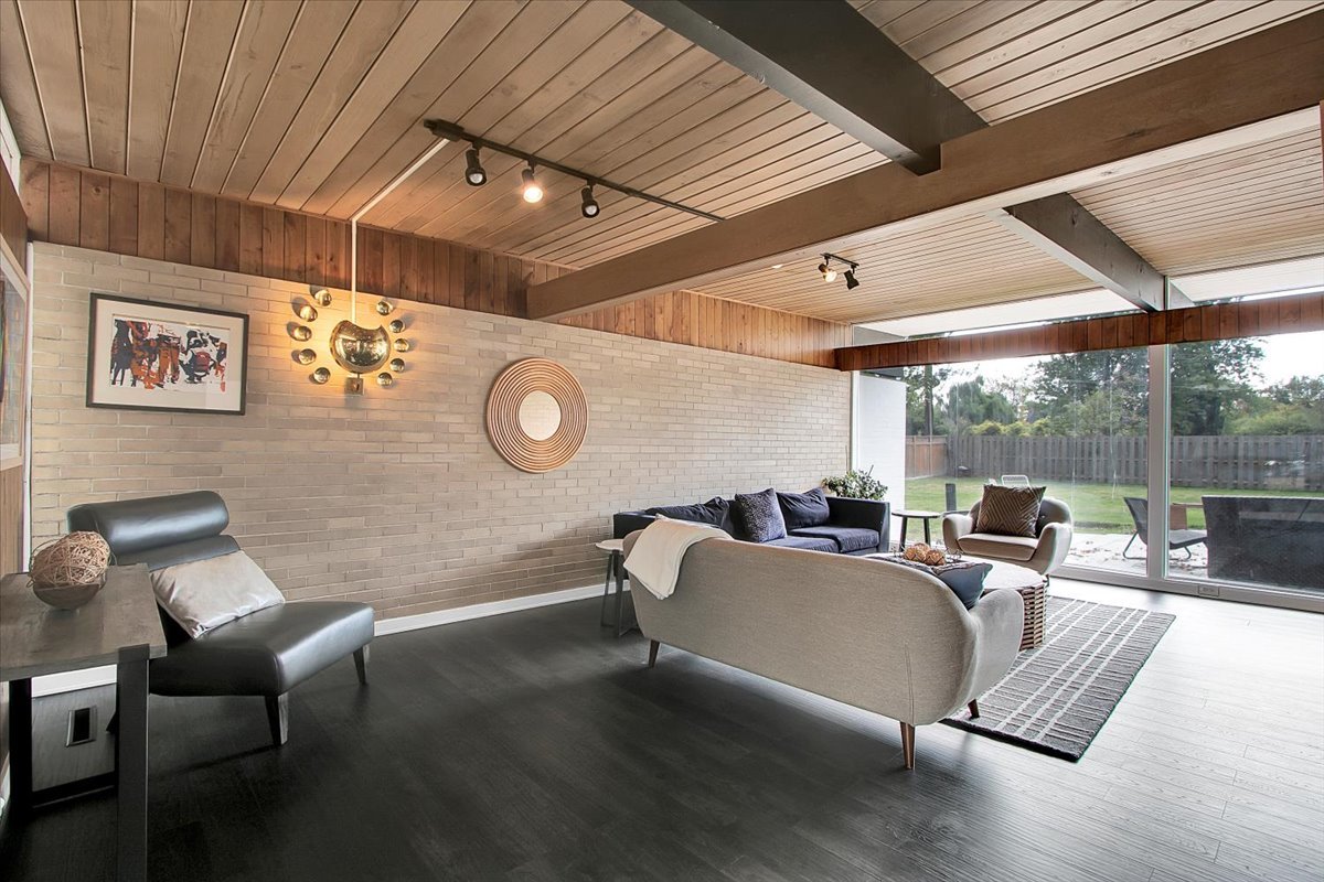 1912 Old Briar Road, Highland Park, IL 60035