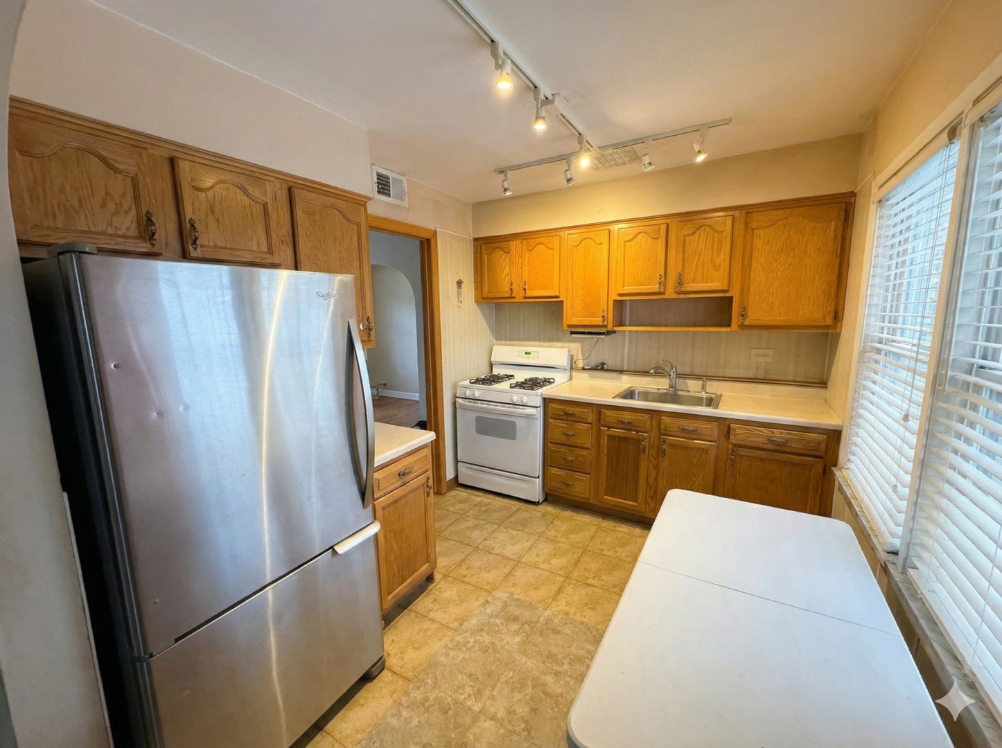 3013 Lincoln Street, Franklin Park, IL 60131