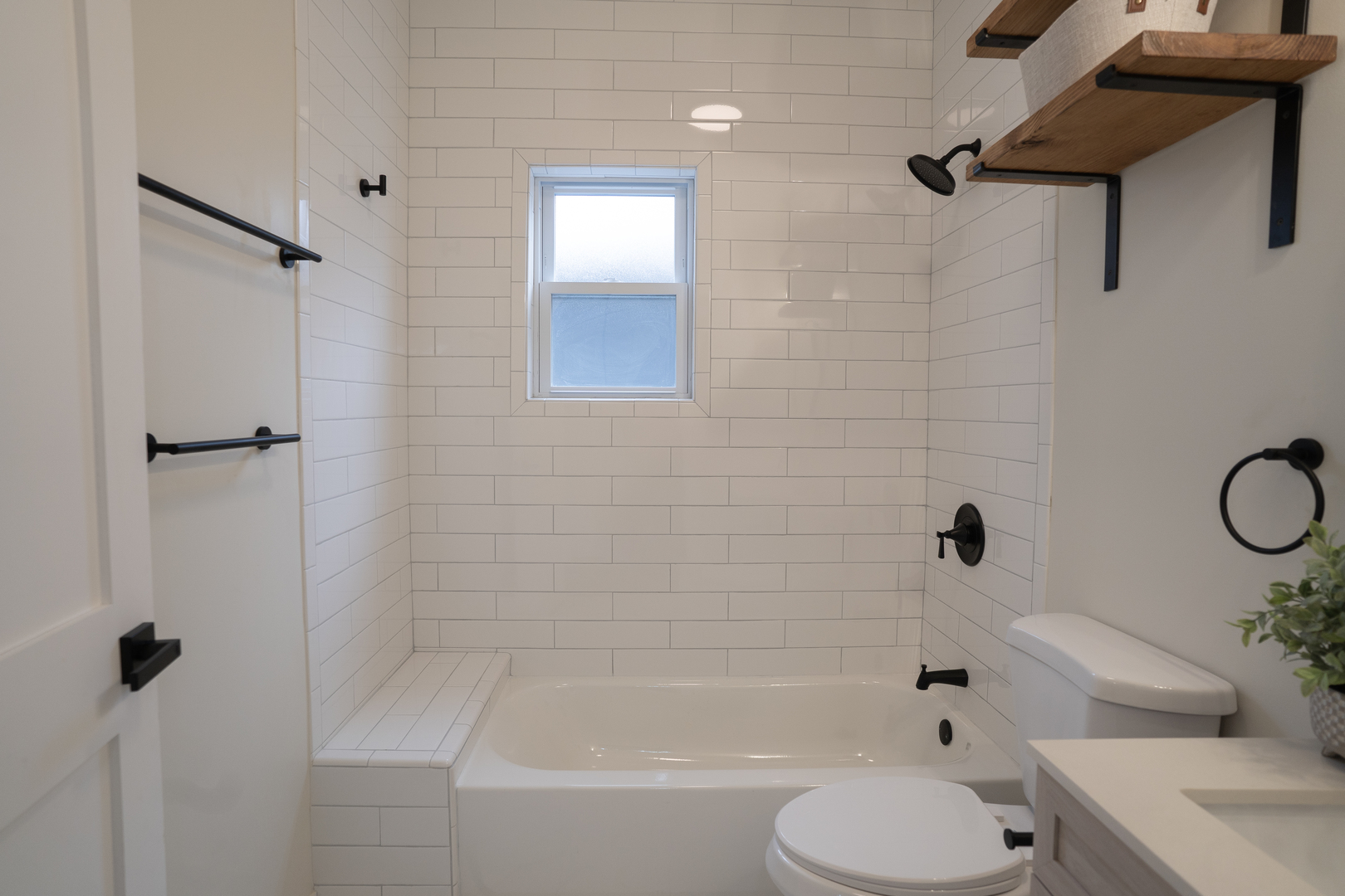 1537 W 110th Street, Chicago, IL 60643