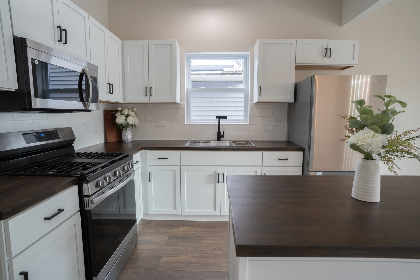 1537 W 110th Street, Chicago, IL 60643