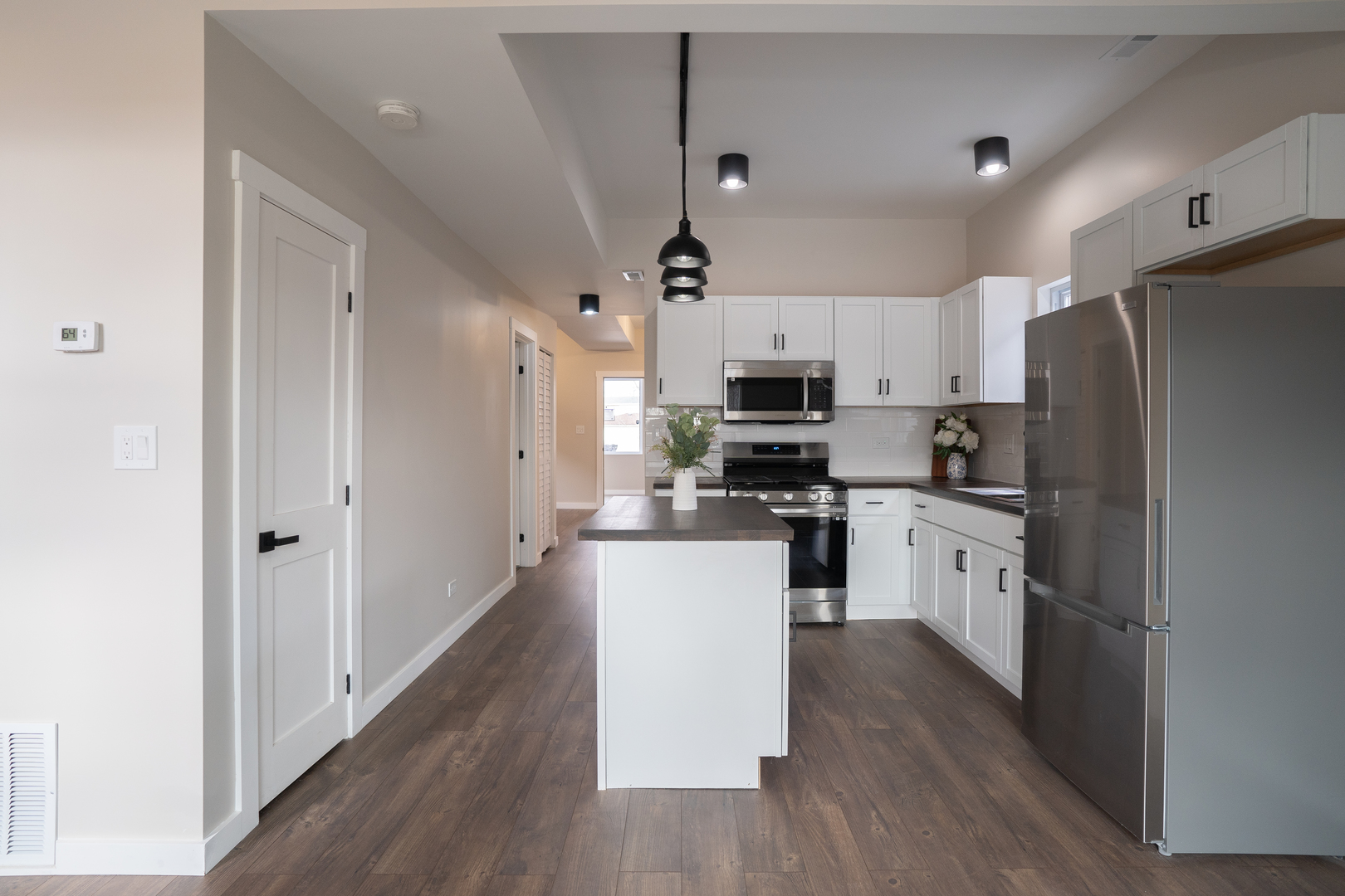 1537 W 110th Street, Chicago, IL 60643