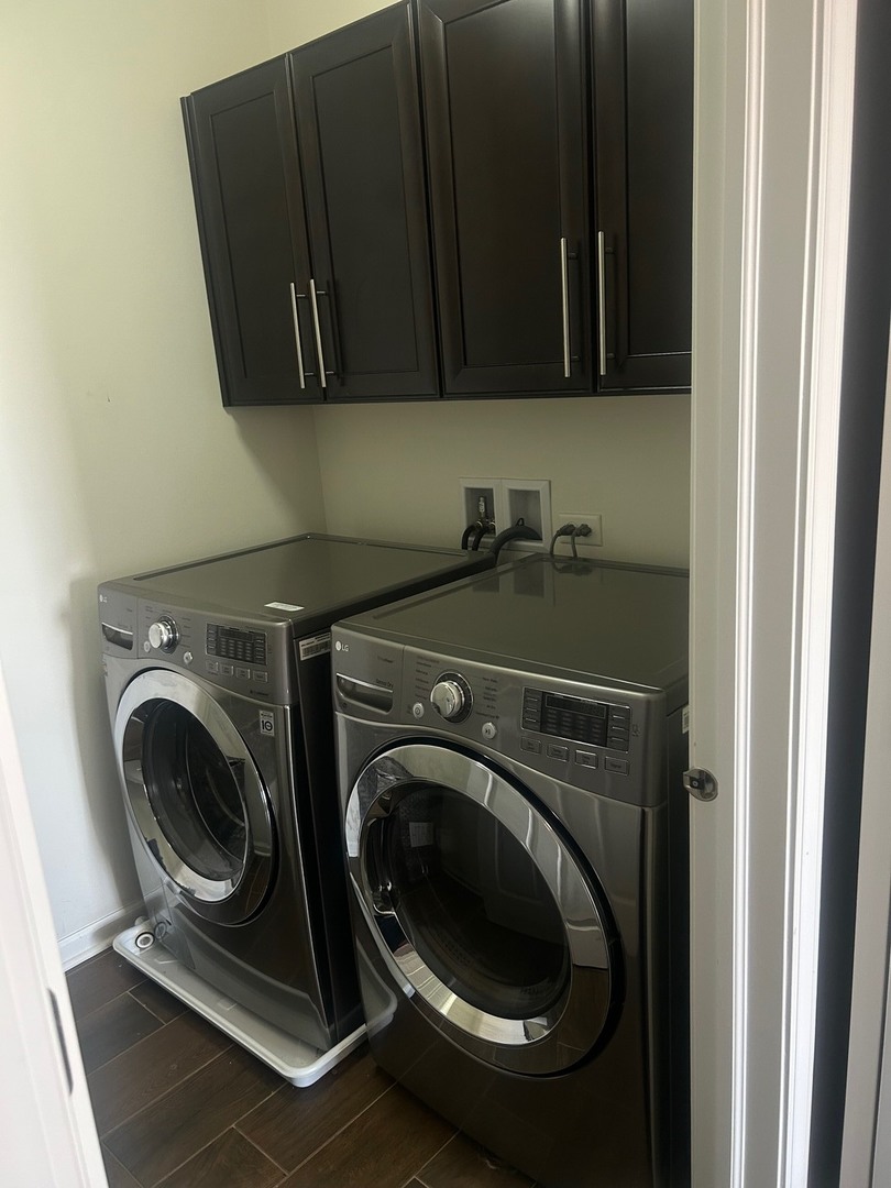 2995 Henley Lane #2995, Naperville, IL 60540